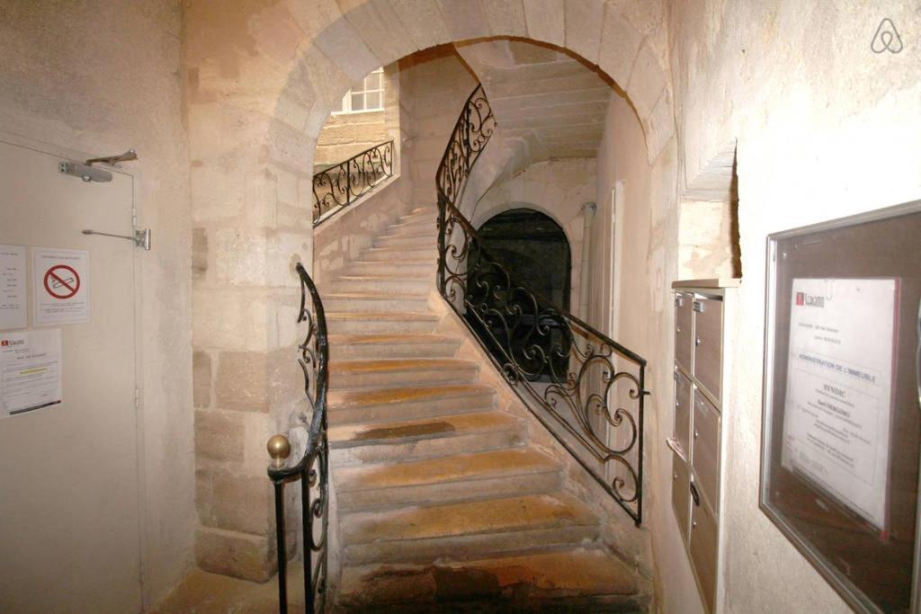 Appartement 2 Chambres En Hyper Centre Avec Balcon Burdeos Exterior foto