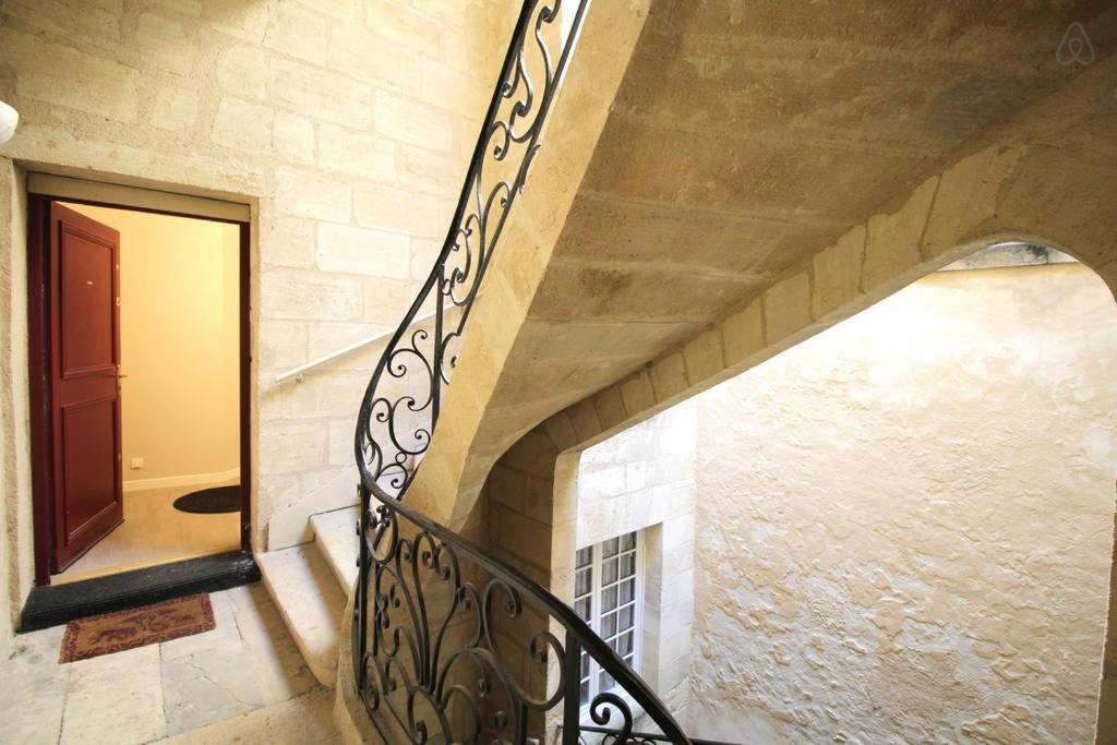 Appartement 2 Chambres En Hyper Centre Avec Balcon Burdeos Exterior foto